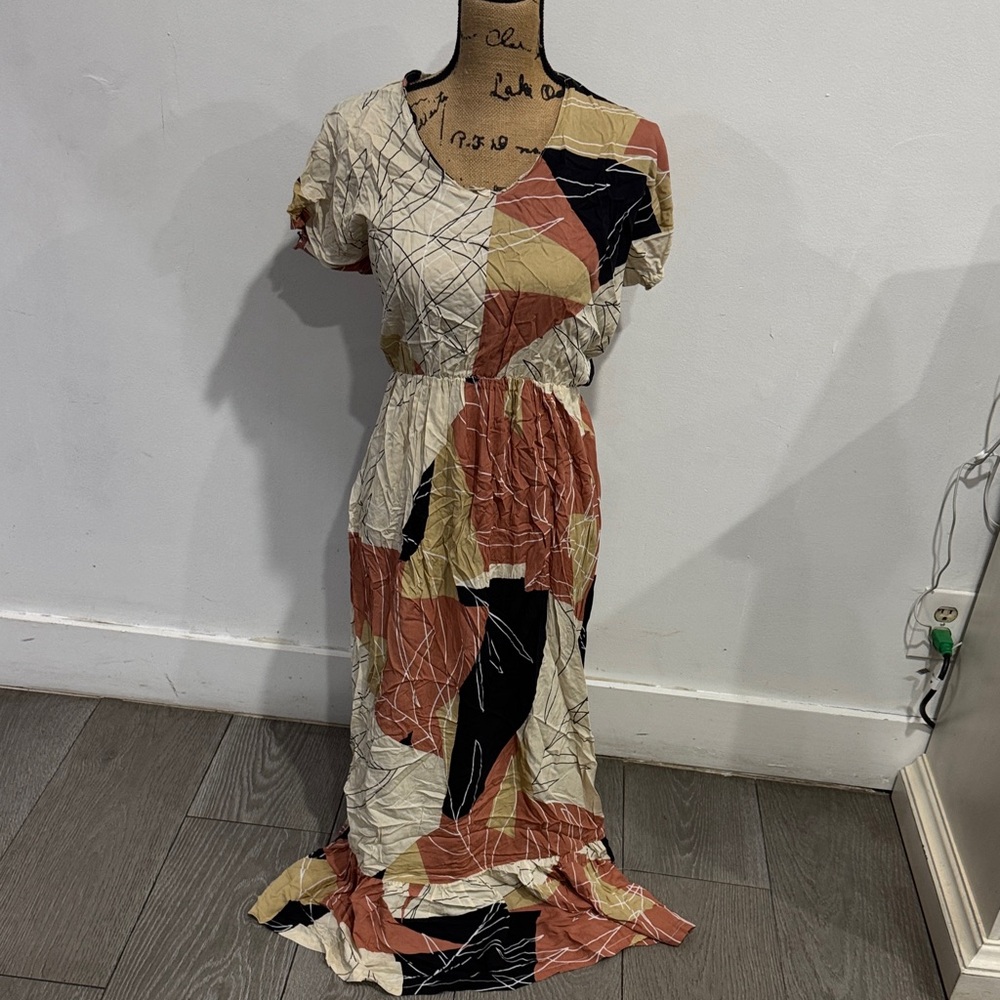 Geometric Pattern Maxi Dress in Cream, Black, and Tan
